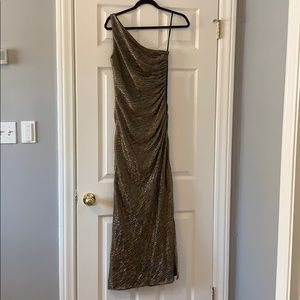 Evening gold and black gown.